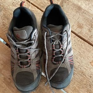 Mens Columbia Hikers size 9.5
